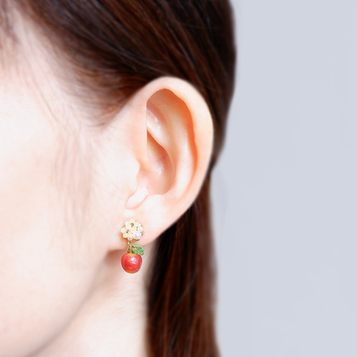 花付き！大人のちっちゃな林檎イヤリング、ピアス&ネックレス