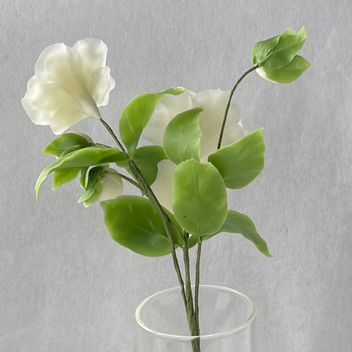 ふんわり透ける 粘土のクリスマスローズ アートフラワー frostedflower