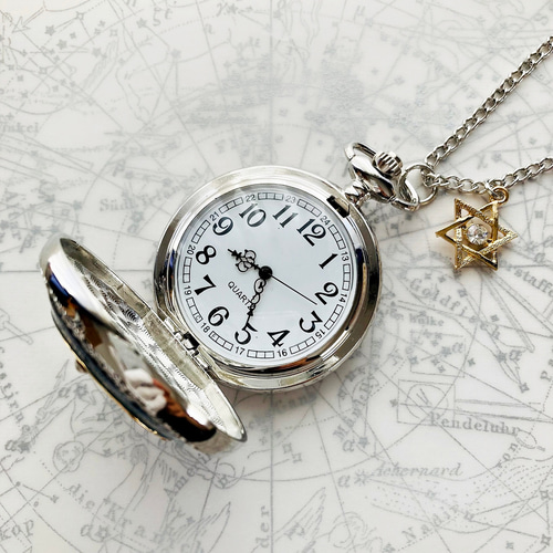 魔術師の懐中時計ー太陽の魔法陣☀ ネックレス・ペンダント sorarium