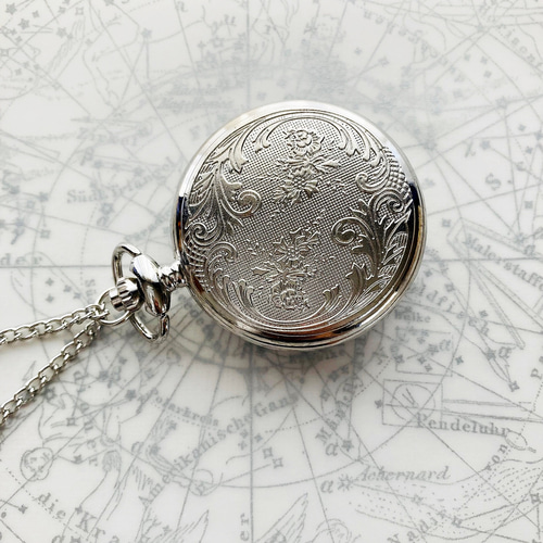 魔術師の懐中時計ー太陽の魔法陣☀ ネックレス・ペンダント sorarium