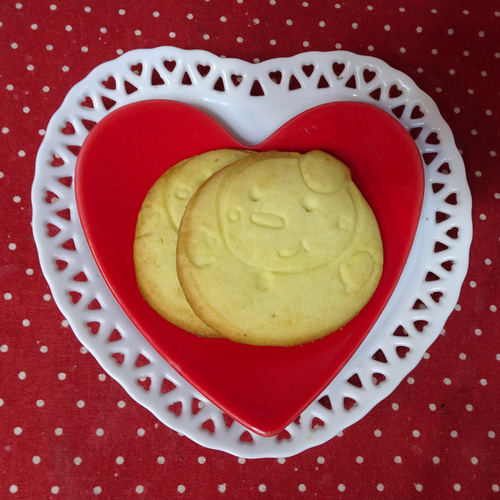 スノーマンの貼り箱にスノーマンのクッキー6種類詰め合わせ