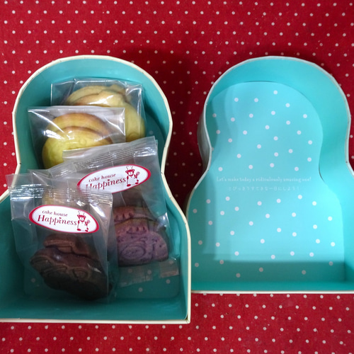 スノーマンの貼り箱にスノーマンのクッキー6種類詰め合わせ