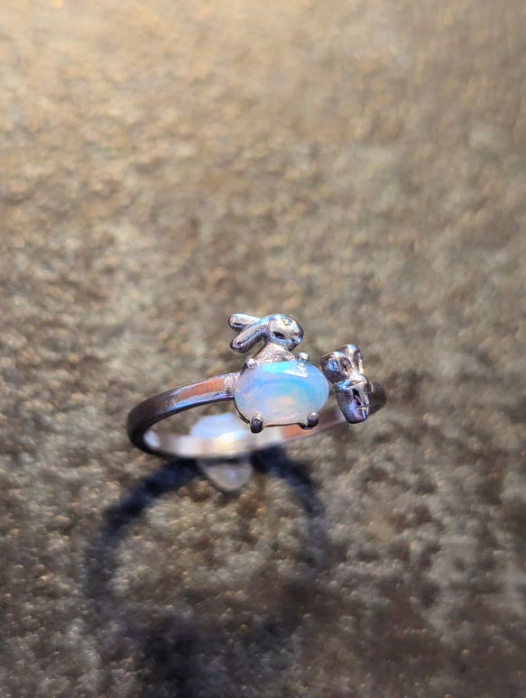 エチオピア産オパール リング オパールリング うさぎの指輪 天然石  