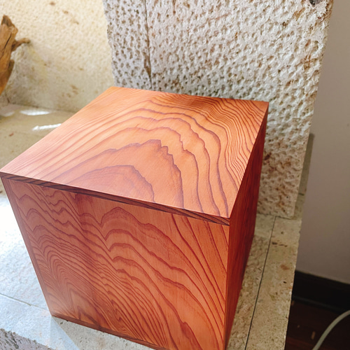 希少！屋久杉の花台 一輪挿し・花瓶・花器 8929 通販 18488966｜Creema