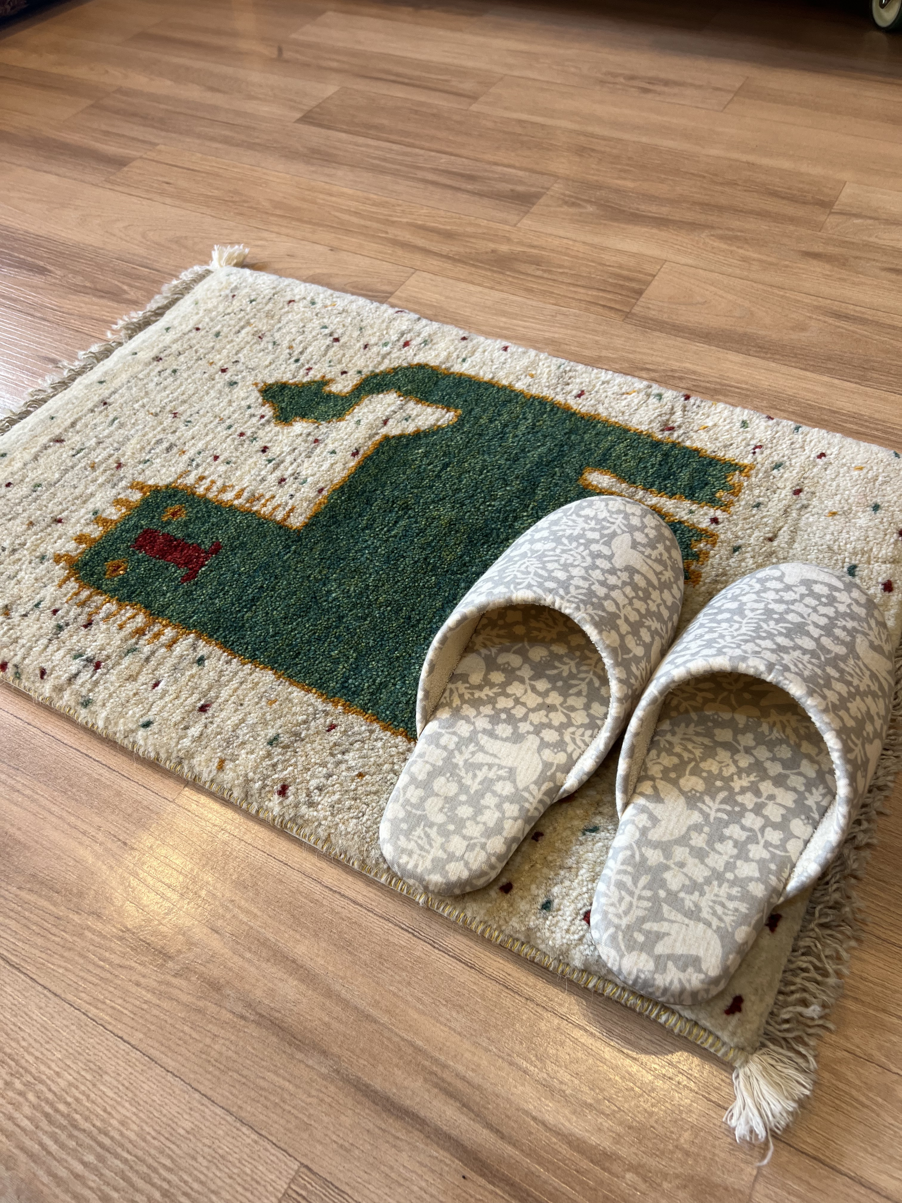 ○送料無料○ギャッベ【60×40】No.601（ネコライオン）プレゼント