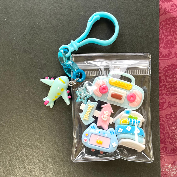 ガチャ詰めポーチ キャンディバック ガチャじゃらじゃらキーホルダー