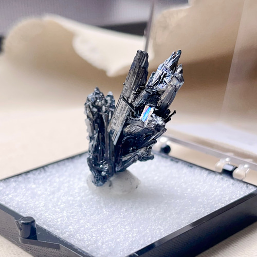 天然無処理 スティブナイトインクォーツ 原石 標本 NoS1001 箱付き