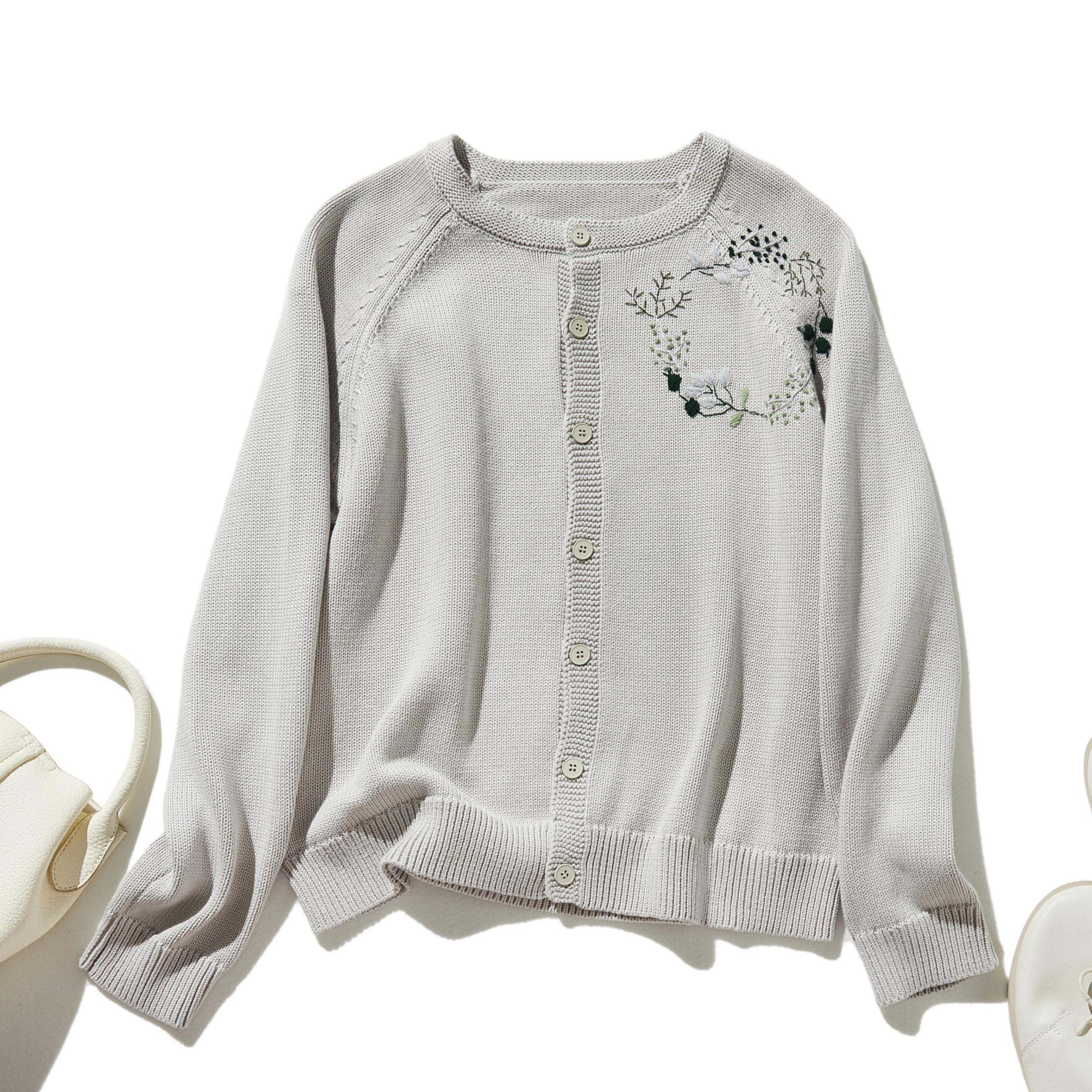 ★即納★コーデに華やかさをプラスしてくれる　花のサークル刺繍カーディガン　コットン100％　薄いグレー　241030-2 6,083円