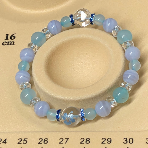 ♥️天然石ピアス♥️No.64★730円★ブルーレースアゲートハイビスカス彫刻 フラワー ブルー彫り 水晶 ブルーレースアゲート 天然石