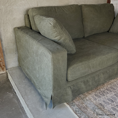 【新品】KOLN SOFA 2×3 オリーブグリーン　ベンチソファ　27日まで 新品】KOLN SOFA 2×3 オリーブグリーンベンチソファ27日まで
