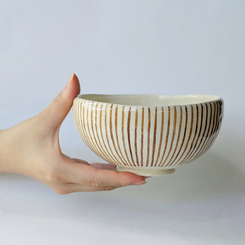 食卓に、凛とした佇まいを。選べる4色トクサ模様のご飯茶碗 大きめ