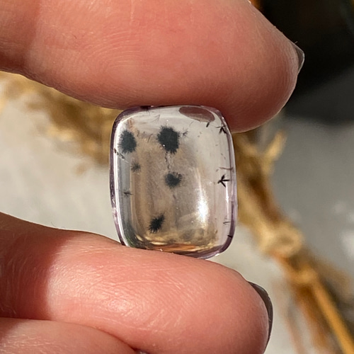 レア♢ロマネサイト/ ホランダイト in アメジスト 01 天然石 天然色