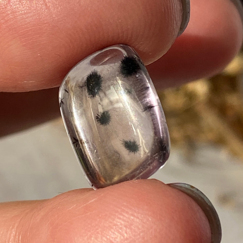 レア♢ロマネサイト/ ホランダイト in アメジスト 01 天然石 天然色