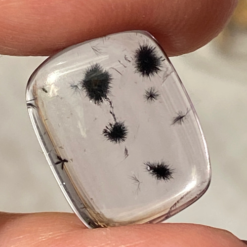 レア♢ロマネサイト/ ホランダイト in アメジスト 01 天然石 天然色