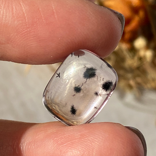 ロマネサイト入り☆大きめ☆アメジストポイント