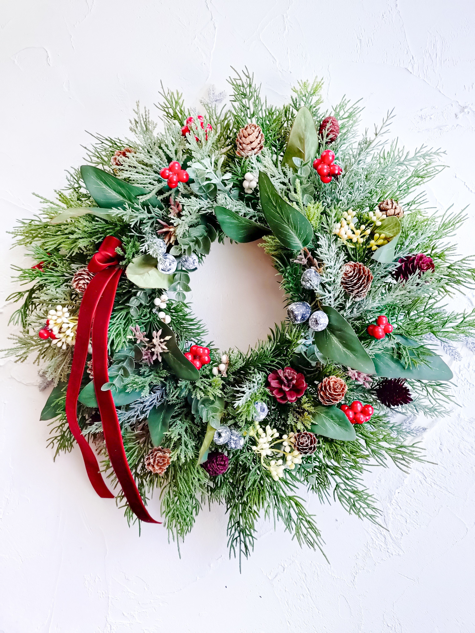 【受注制作/再販】森の妖精♡喜び溢れる針葉樹と樹の実のクリスマスリース♡ 癒し♡森の空気感♡直径43cm大作♡