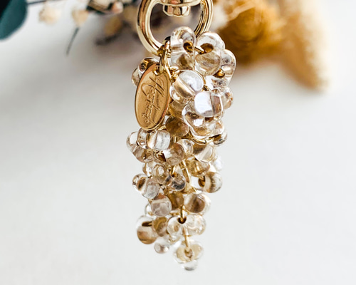 煌めく ガラスビーズのシャンデリアキーホルダー‧⁺ ⊹˚. ˖ ࣪⊹ 大人