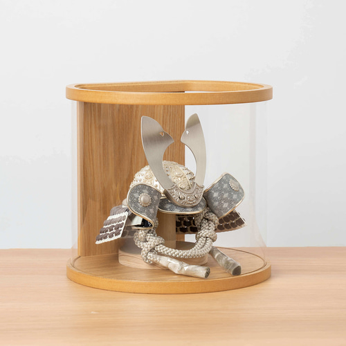 ことのおぼこ兜（5OSE-0250）（せい）円柱ケースN｜コンパクトな五月