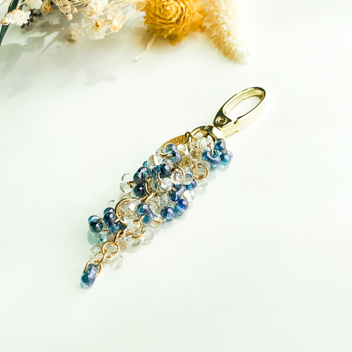 大人かわいい ガラスビーズのキーホルダー✳︎しゃらしゃら