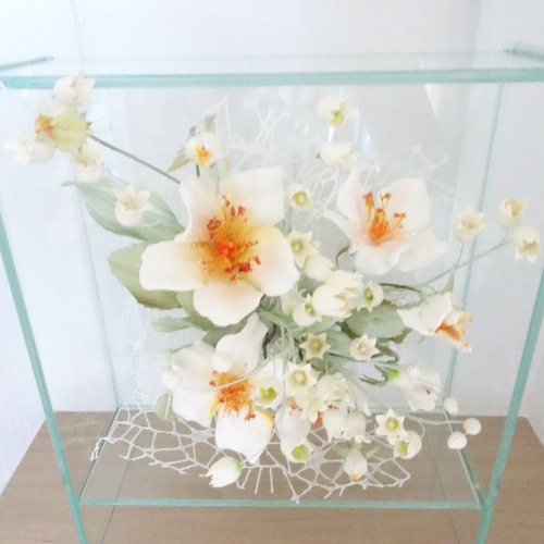 粘土の花/薔薇/ガラス】透明感✕白色が美しい ホワイトウィングス(バラ
