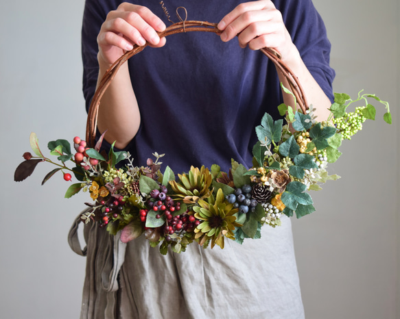 季節のハーフムーンリース・アーティシャルフラワー アートフラワー