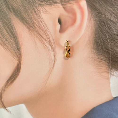 No.65】大人シンプルなインフィニティ♾️ピアスorイヤリング ピアス 