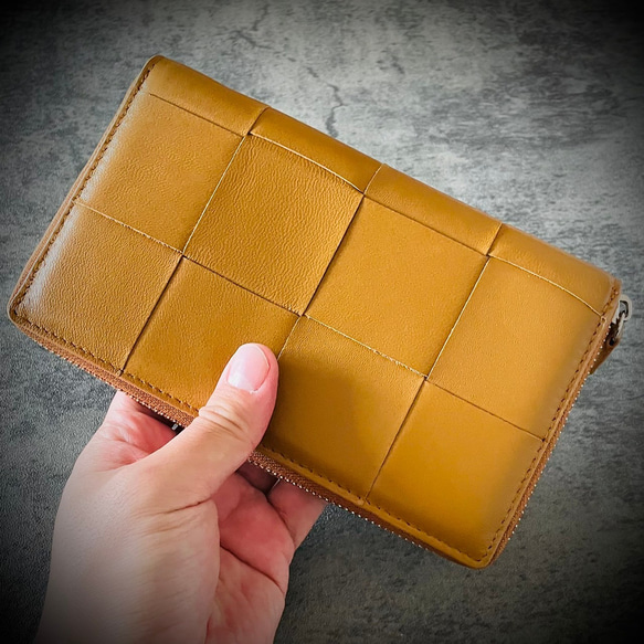 シープスキン イントレチャート 長財布 編み込み 大容量 ブラウン 茶 メンズ レディス 本革 羊革 3枚目の画像