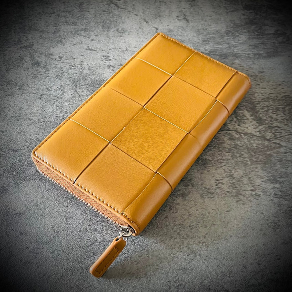 シープスキン イントレチャート 長財布 編み込み 大容量 ブラウン 茶 メンズ レディス 本革 羊革 1枚目の画像