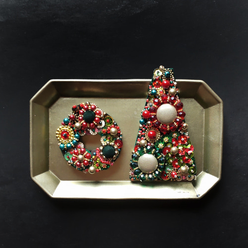 専用　ビーズ　刺繍ブローチ　ハンドメイド　クリスマス 専用 ビーズ 刺繍ブローチ ハンドメイド クリスマス