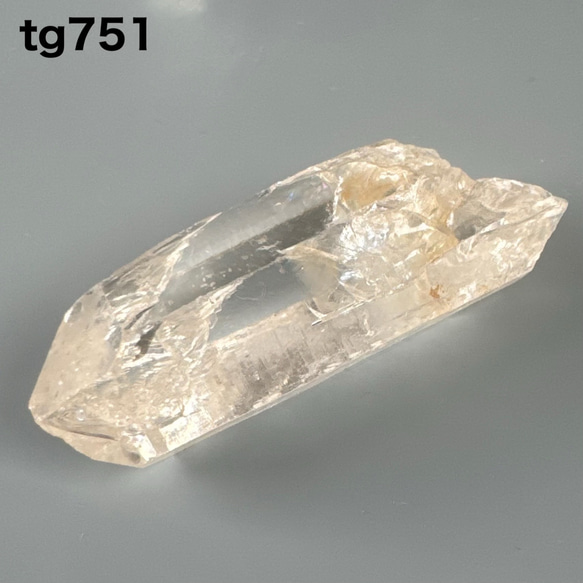 ヒマラヤ水晶 ガネーシュヒマール産 原石ポイント tg751 天然石 pinky 