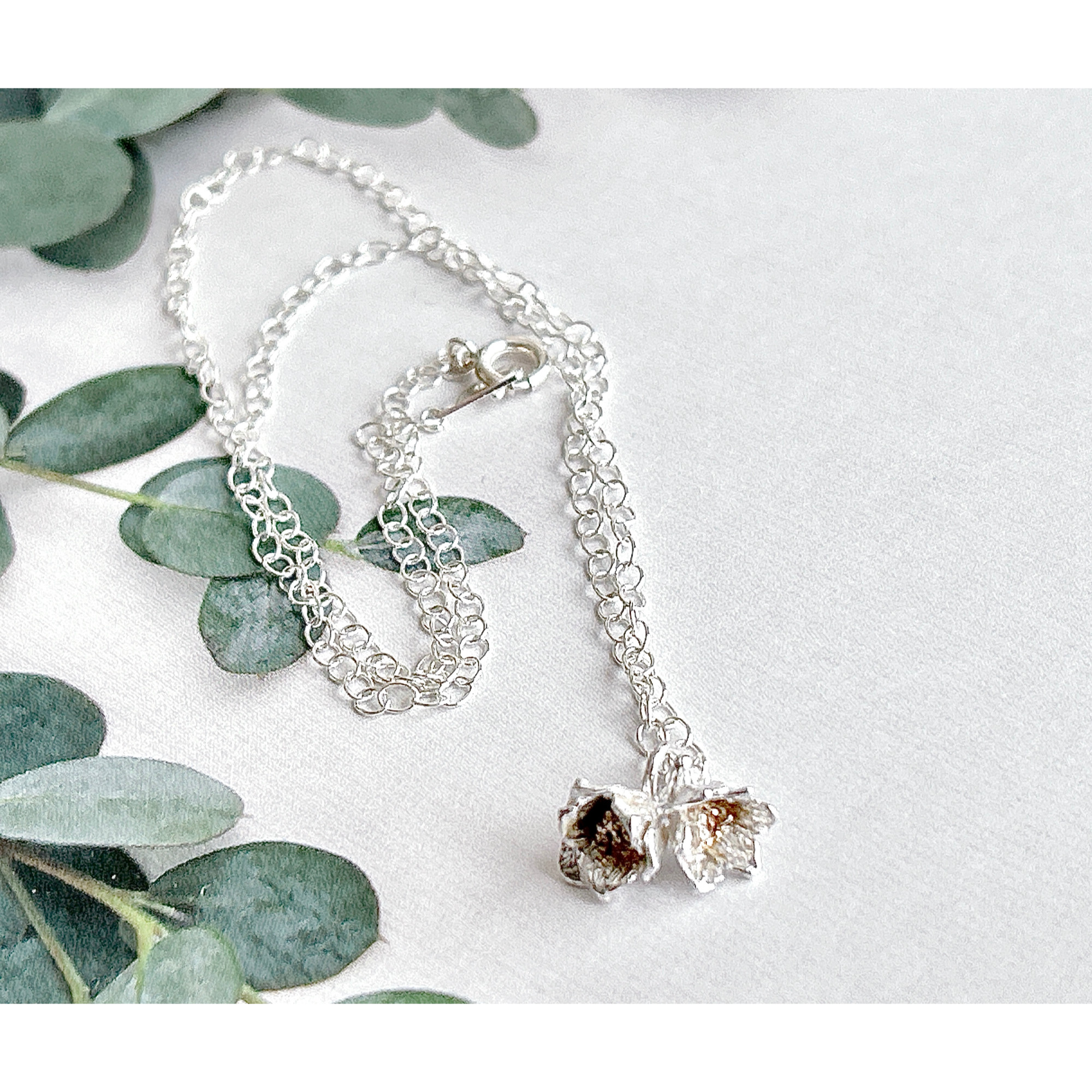 ユリネックレス（小）