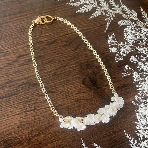 ホワイトフラワー コットンパール ネックレスno.07贈り物に最適