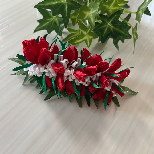 クリスマス フラダンス ヘアクリップ ハワイアンリボンレイ 発表会