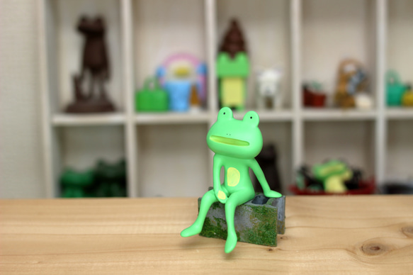 落下による破損は保証対象外のカエル』の置物 その他置物 粘土の