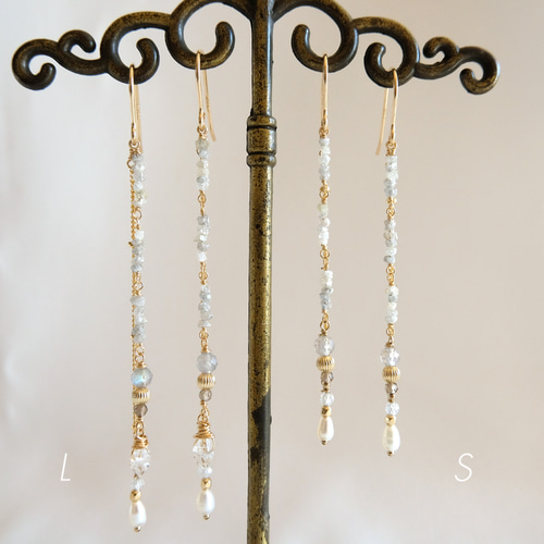 原石ダイヤのロングピアス（ステーションチェーン付きSタイプ