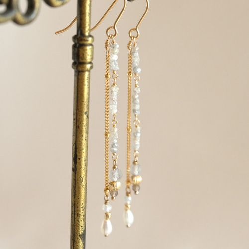 【1238】ダイヤチェーンのロングピアス／イヤリング 原石ダイヤのロングピアス（ステーションチェーン付きSタイプ