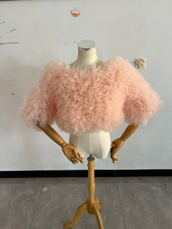 トップス ピンク もこもこ 半袖 背中見せ ラッフルフリル 可愛い 前  