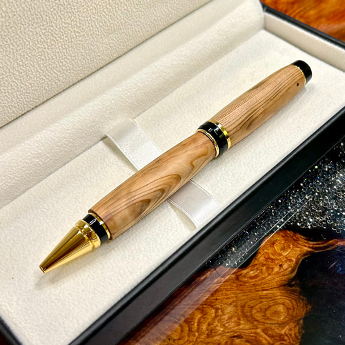 長寿の木】虎みたいな屋久杉虎杢・光明杢のボールペン・長寿を祈る