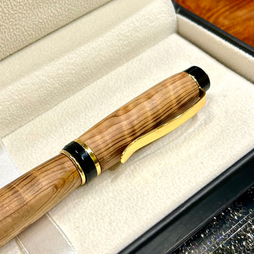 長寿の木】虎みたいな屋久杉虎杢・光明杢のボールペン・長寿を祈る