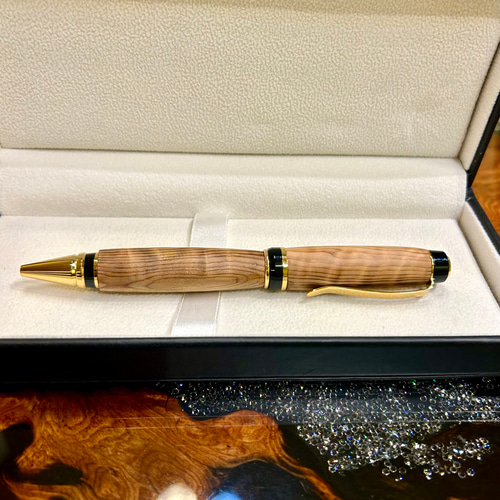 長寿の木】虎みたいな屋久杉虎杢・光明杢のボールペン・長寿を祈る