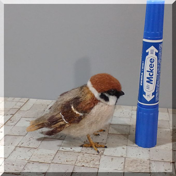 羊毛フェルト 鳥 スズメ 雀 動物フィギュア 羊毛フェルト モンブラン