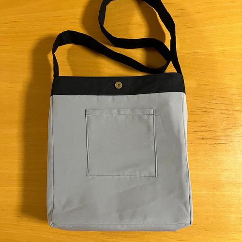 帯リメイク 個性が光る黒ショルダー ショルダーバッグ 母のハンドメイド店 通販｜Creema(クリーマ) 18496352