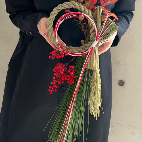 生花 大王松 しめ縄 M 【縁起を呼ぶ大王松のしめ縄飾り 南天と松
