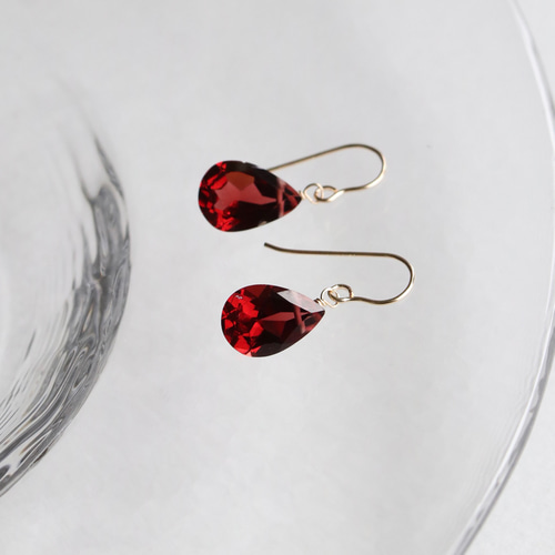 モザンビークガーネット ピアス(イヤリング）天然石 14Kgf 1月誕生石