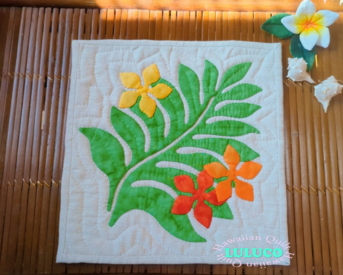 ハワイアンキルト タペストリー☆ウル タペストリー・壁掛け LULUCO