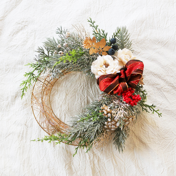 クリスマスハーフリース ずっと飾れる♡クリスマスリースのハーフリース☆赤いリボン アート