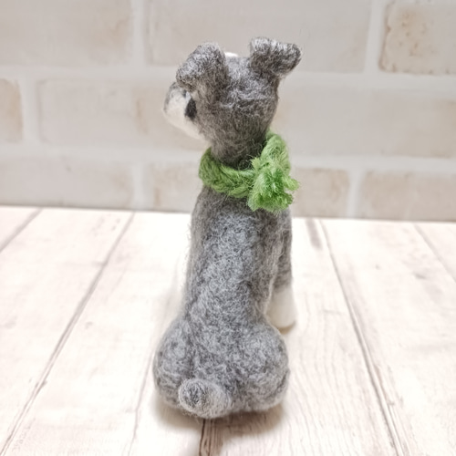 ミニチュアシュナウザー✩︎参考用✩︎羊毛フェルト 羊毛フェルト . . ちっちゃい動物キーホルダー ミニチュア