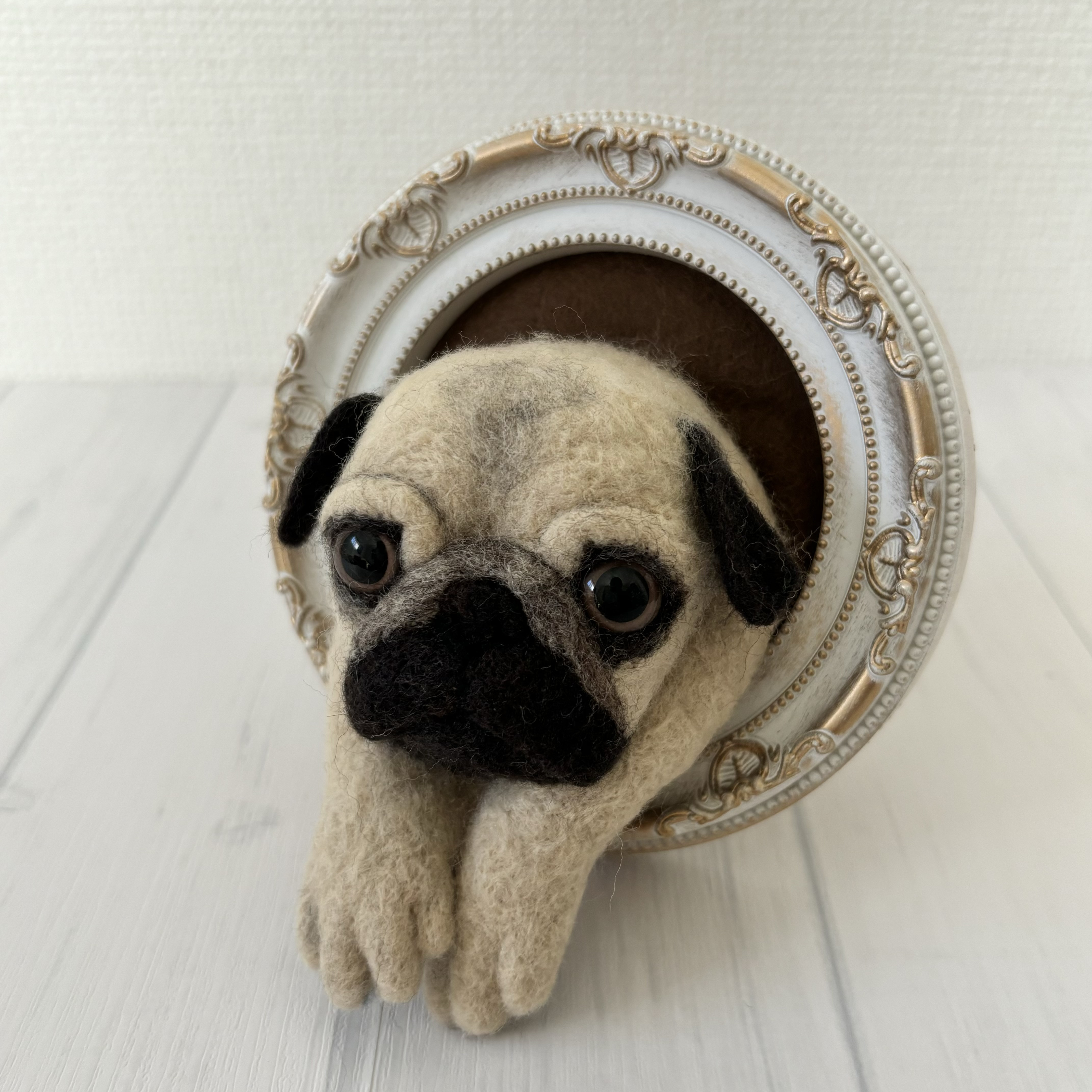 パグさんフレーム（丸）