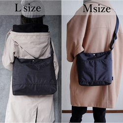 選べるＭ/Ｌサイズ 大容量のスクエア型  ワンショルダーバッグ(軽量/黒/A4対応)撥水ナイロン 通勤通学 旅行に◎ 7枚目の画像