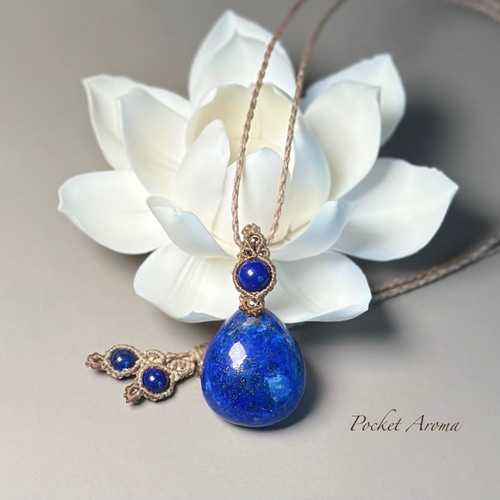 ♡ラピスラズリマクラメネックレス 送料無料】〜蒼宙（そら）〜ラピスラズリ・マクラメネックレス